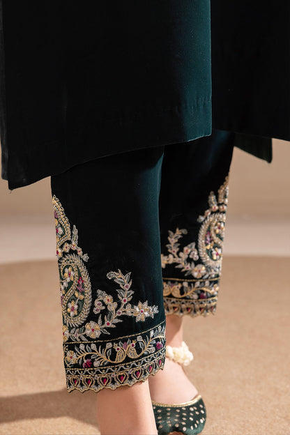 Baroque - EMBROIDERED VELVET PR-858