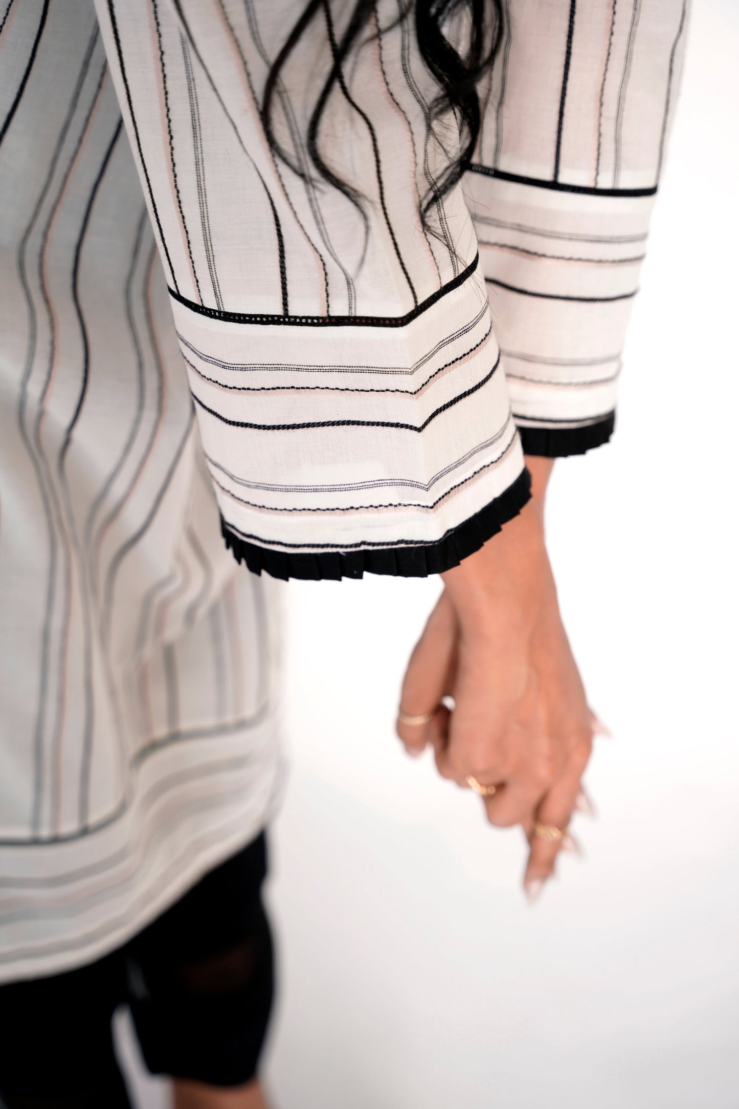 Ayesha Naveed - Clay