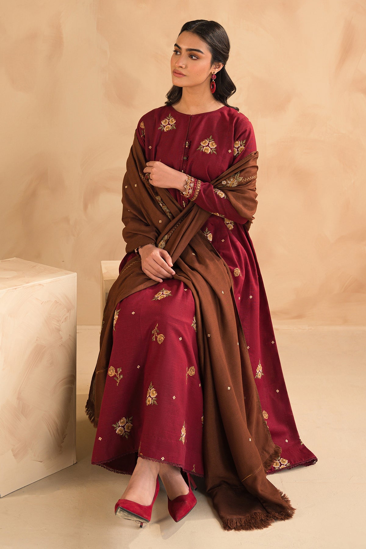 Baroque - EMBROIDERED SLUB KHADDAR UF-472