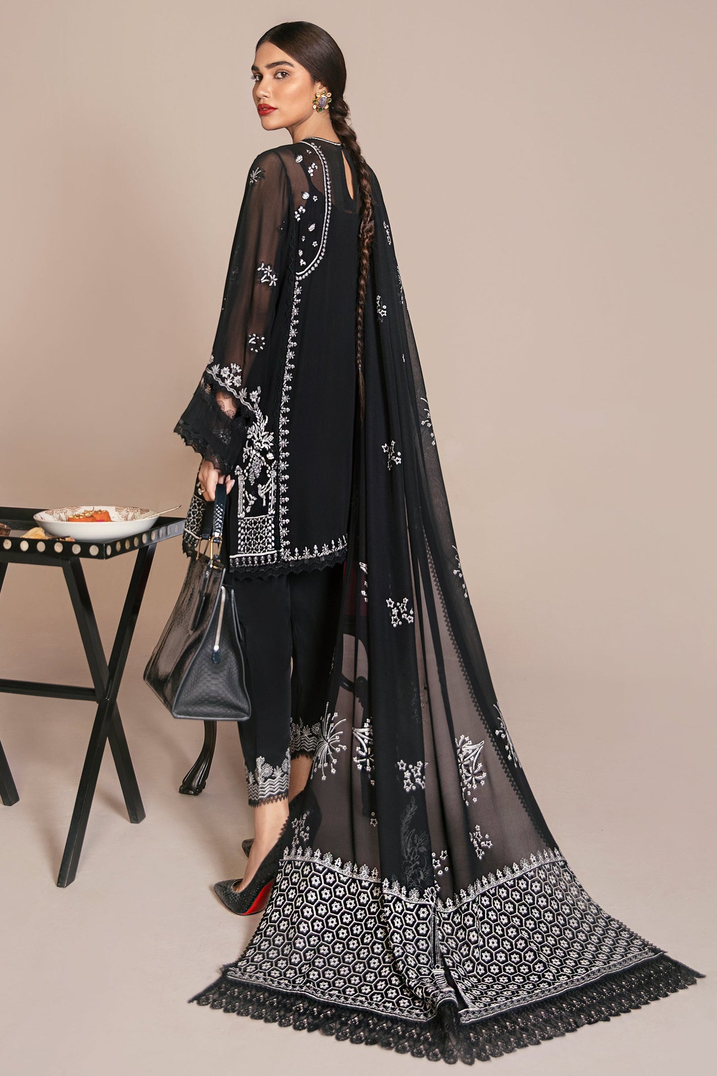 BLACK BERRY (EV-19564)