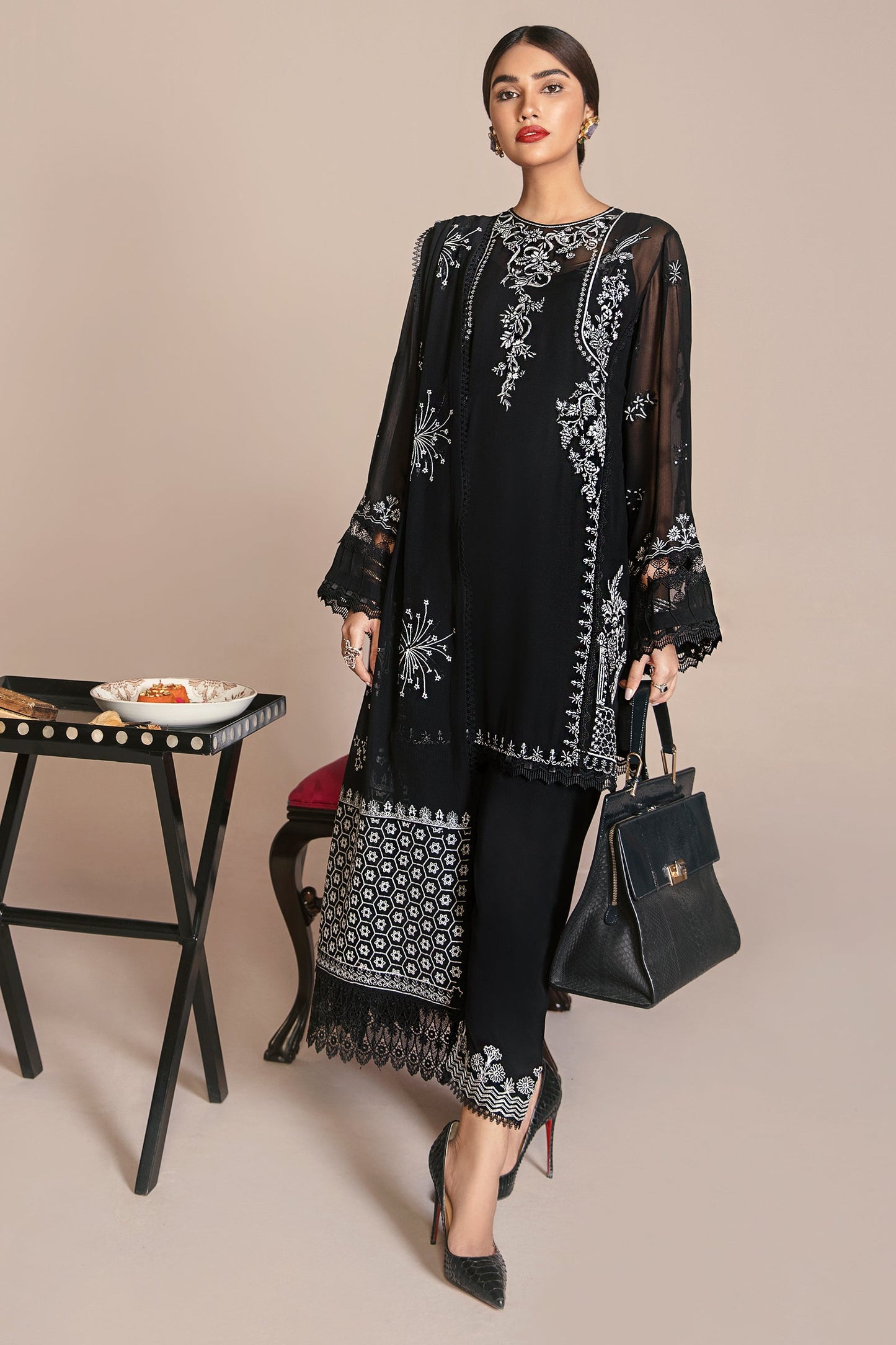 BLACK BERRY (EV-19564)