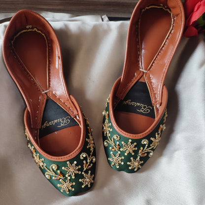 Bustangi - Green Zinnia Women Khussa E014