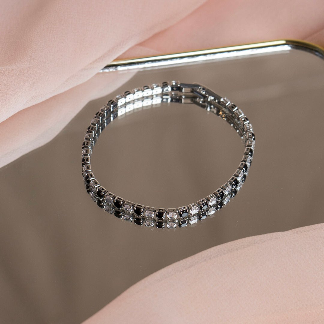 Bustangi - Shein- Black And White Diamond Bracelet