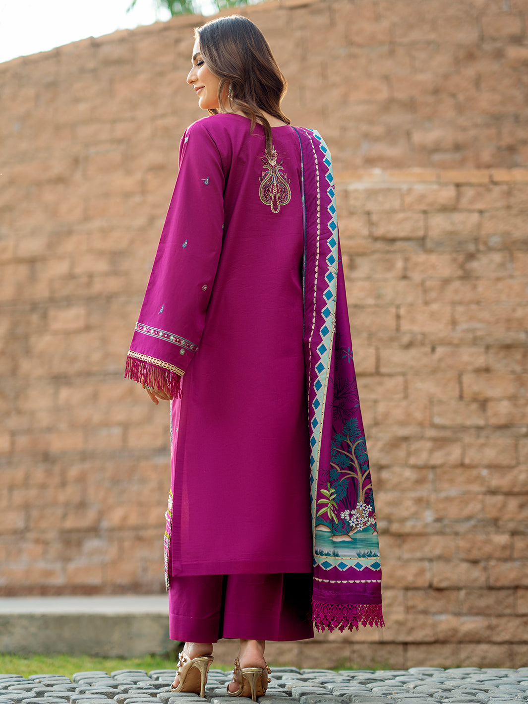 Binilyas - 1816 - B | Three Piece Unstitch