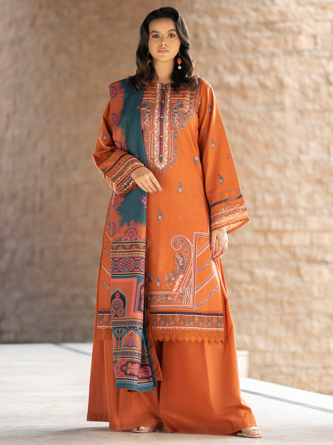 Binilyas - 1913 - B | 3 PC Khaddar Unstitched