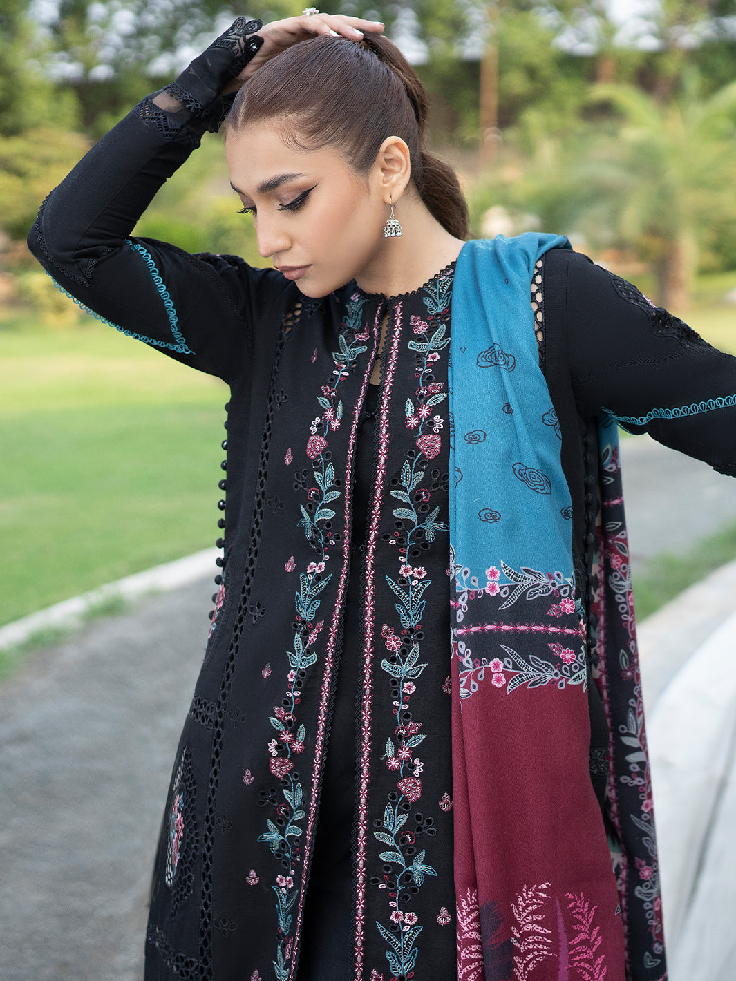 Binilyas - 1914 - B | 3 PC Khaddar Unstitched