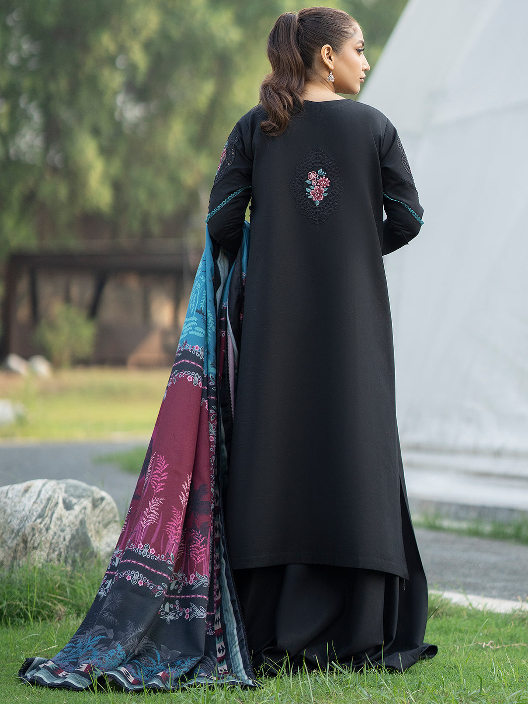 Binilyas - 1914 - B | 3 PC Khaddar Unstitched