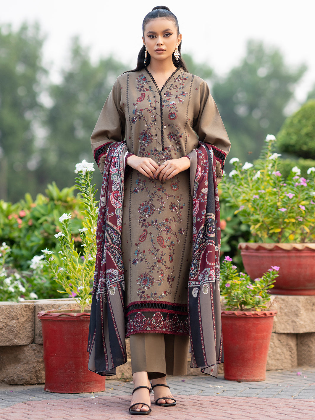 Binilyas - 1917 - A | 3 PC Khaddar Unstitched