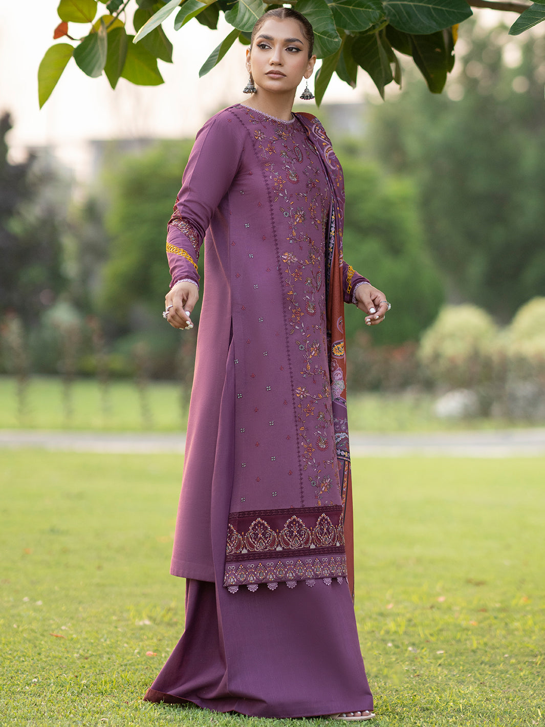 Binilyas - 1917 - B | 3 PC Khaddar Unstitched