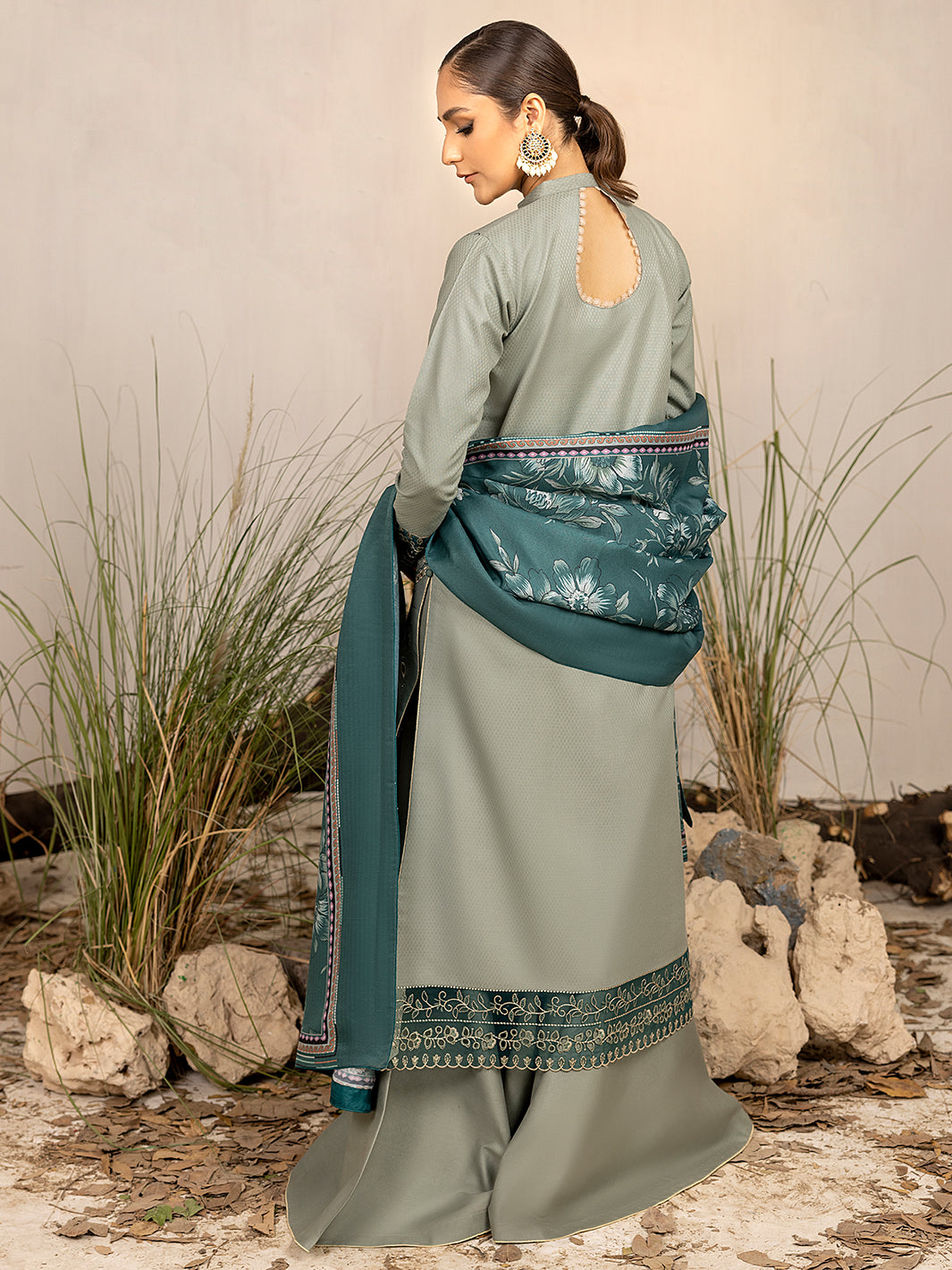 Binilyas - 1935 - B | 3 Piece Unstitched