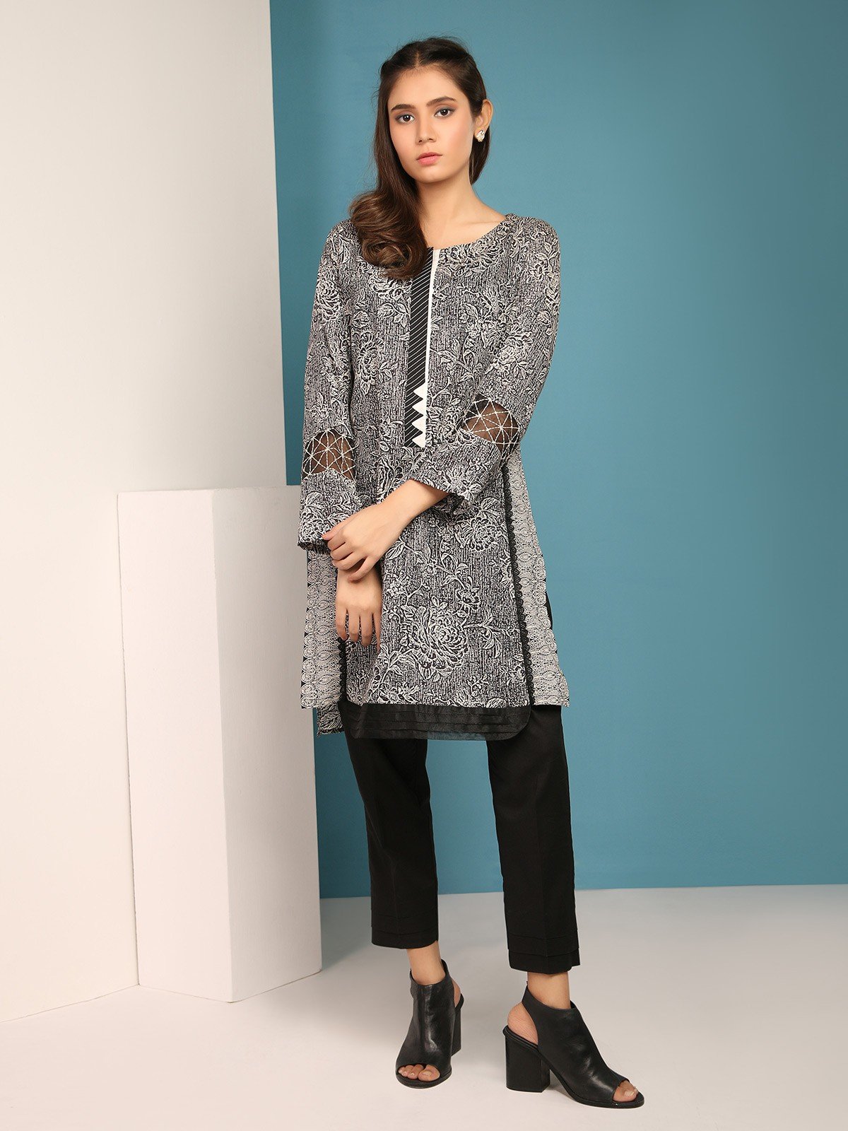 Edenrobe - Pret 1Pc Embroidered Black Shirt - ELTKE19-66799