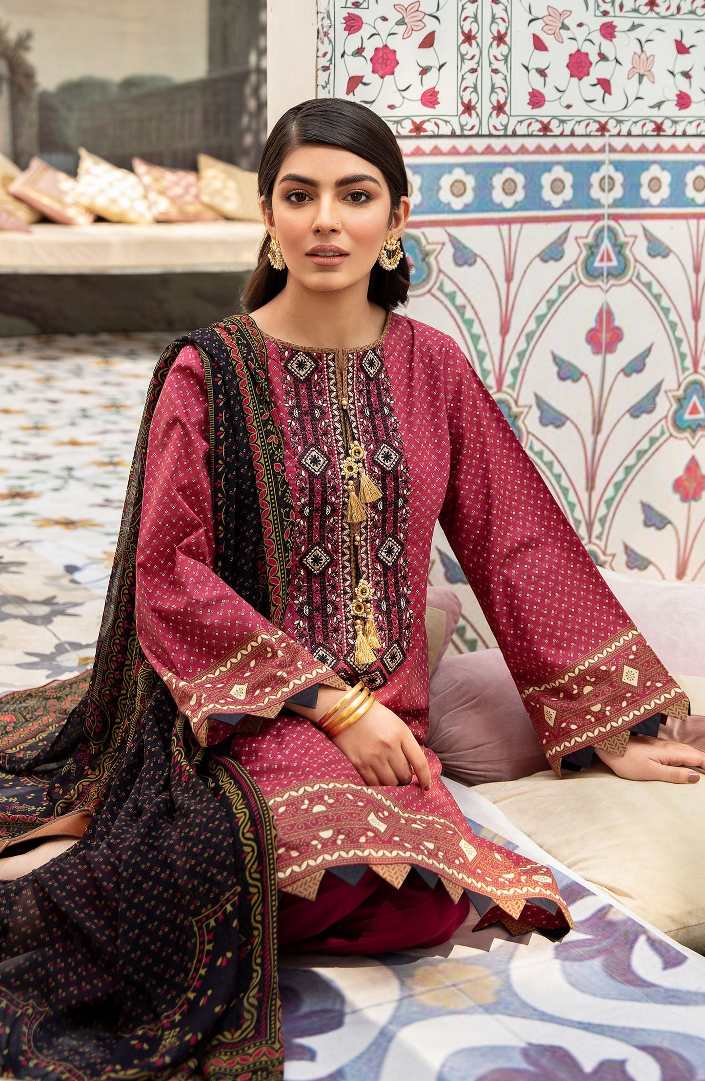 Orient - Unstitched 3 Piece Embroidered Lawn Suit