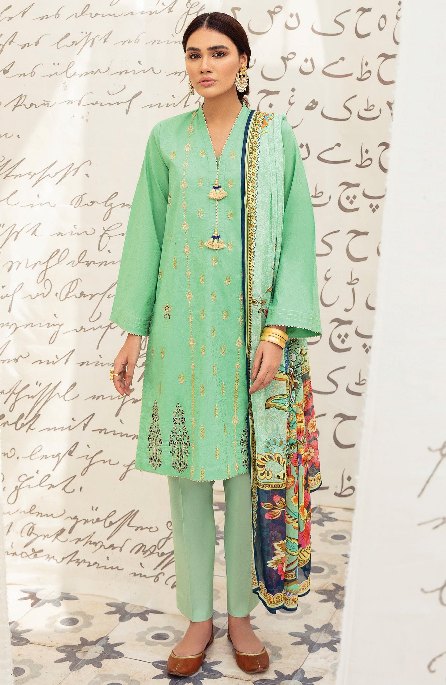 Orient - Unstitched 3 Piece Embroidered Jacquard Suit