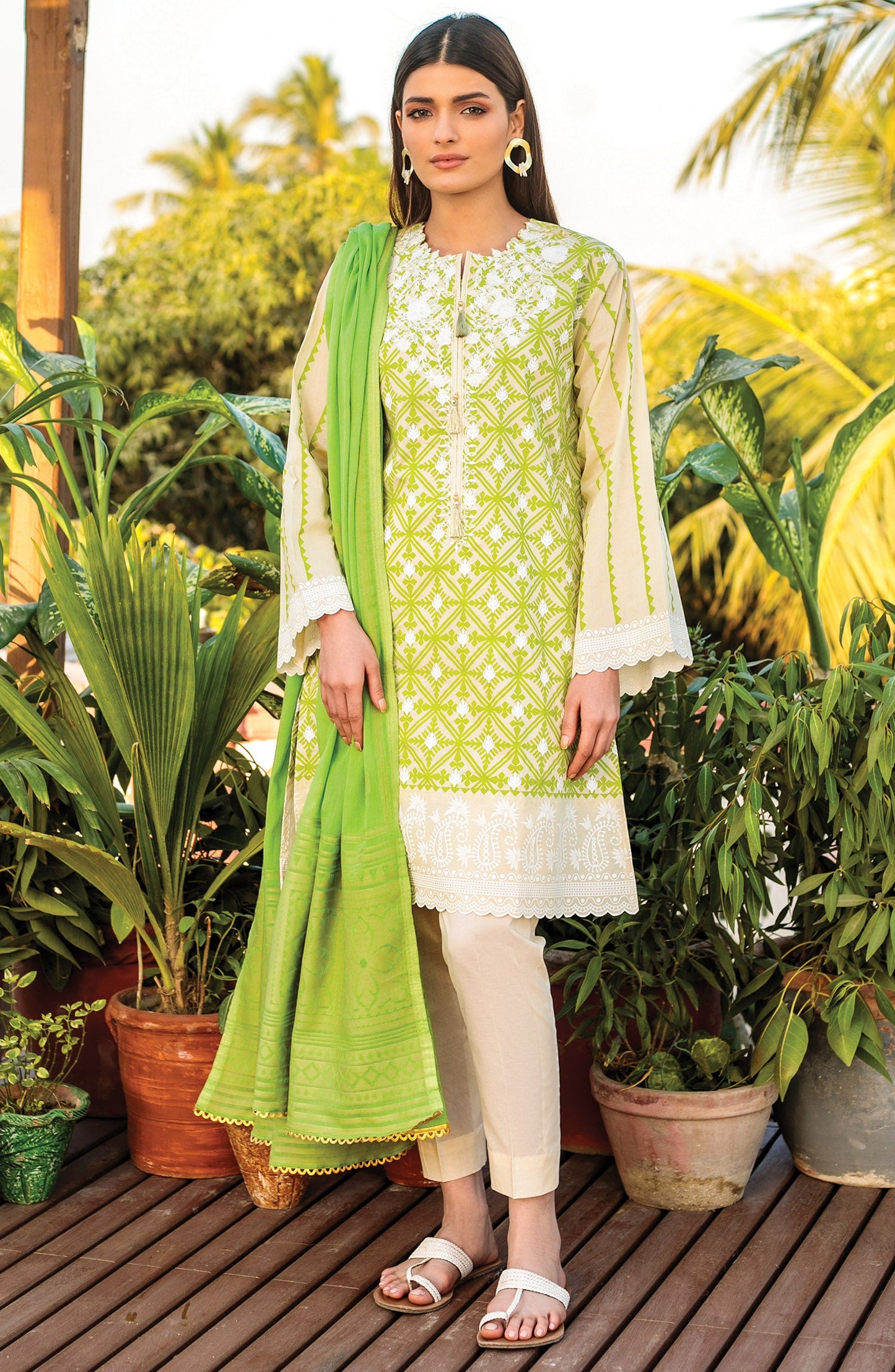 Orient - Unstitched 3 Piece Lacquer Printed Embroidered Lawn Suit