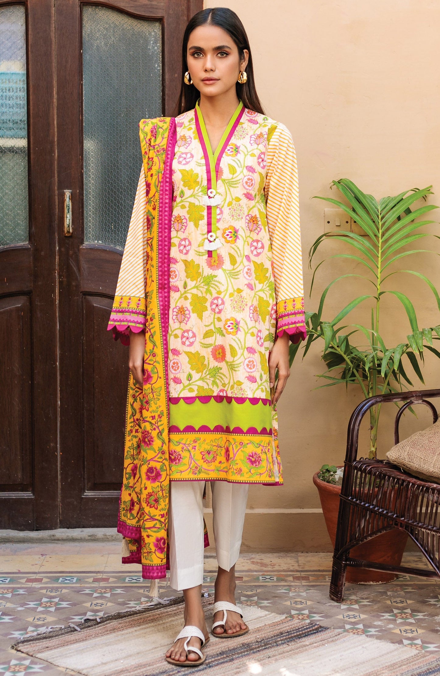 Orient - Unstitched 3 Piece Printed Lawn Suit