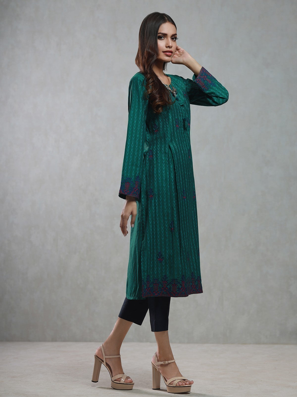 Edenrobe - Pret 1Pc Embroidered Viscose Shirt - EWTKE20-67350