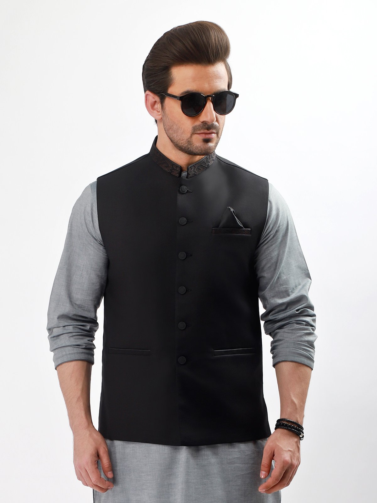 Edenrobe - Men's Black Waist Coat - EMTWC21-35747