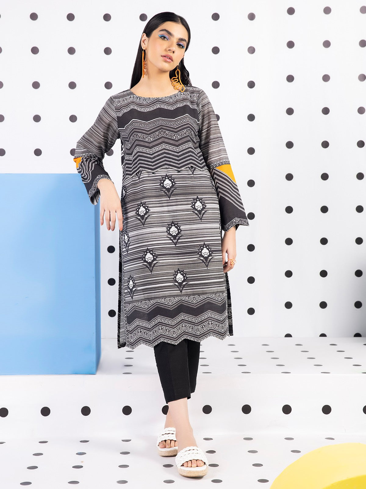 Edenrobe - Pret 1Pc Printed Khaddar Shirt - EWTKA21-67867