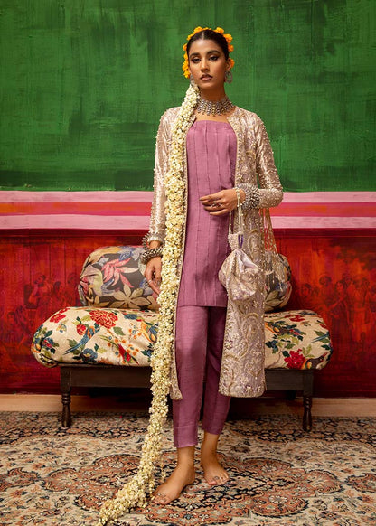 Mahum Asad - TEAL ROSE