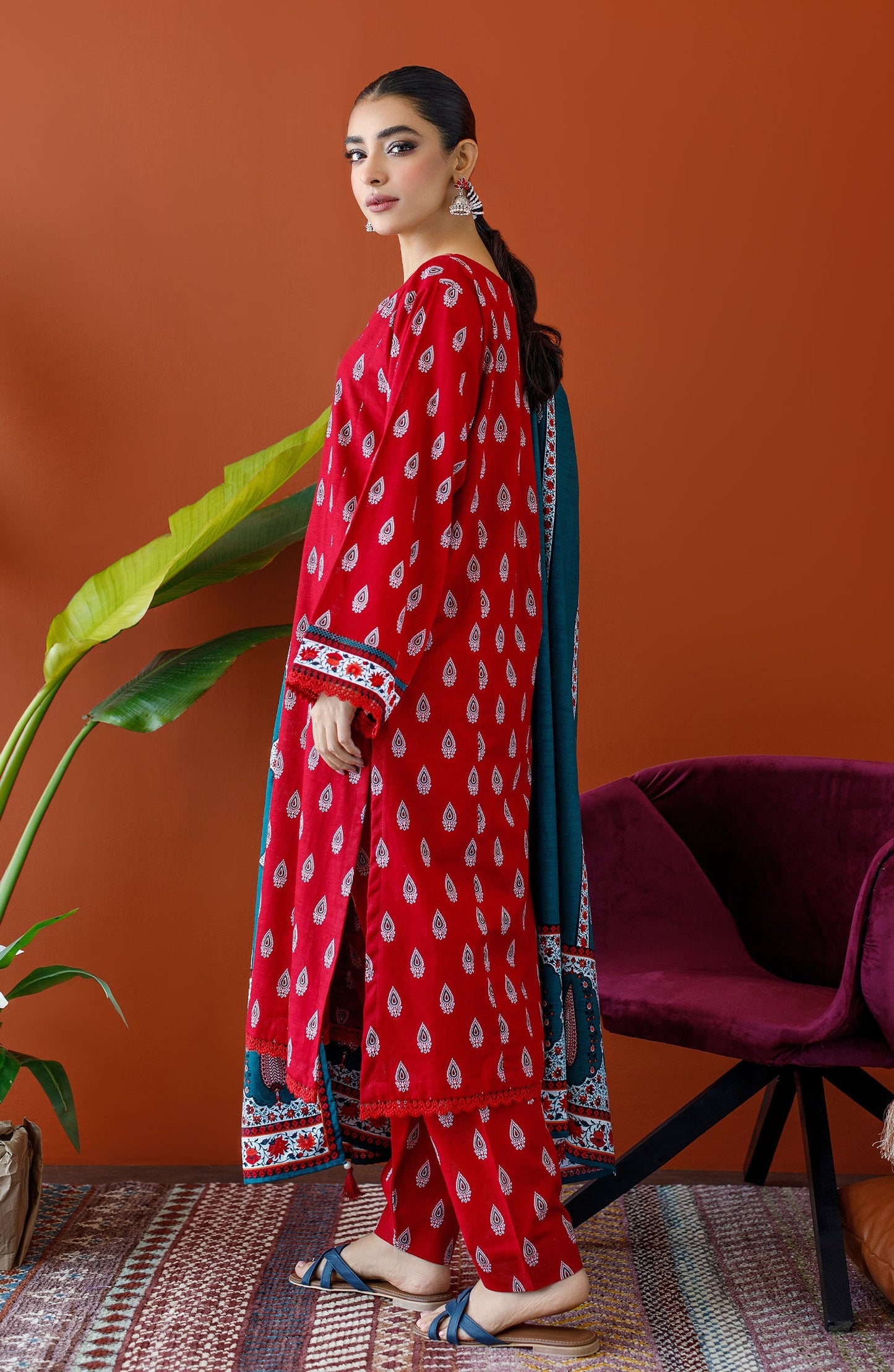 Orient - Stitched 3 Piece Printed Khaddar Shirt , Khaddar Pant and Khaddar Dupatta