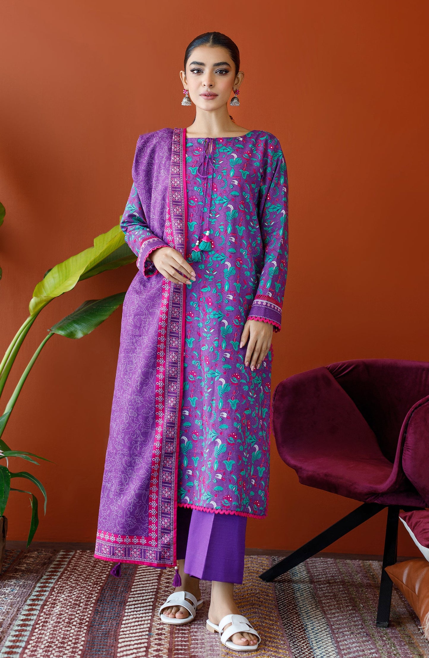 Orient - Stitched 3 Piece Printed Khaddar Shirt , Khaddar Pant and Khaddar Dupatta