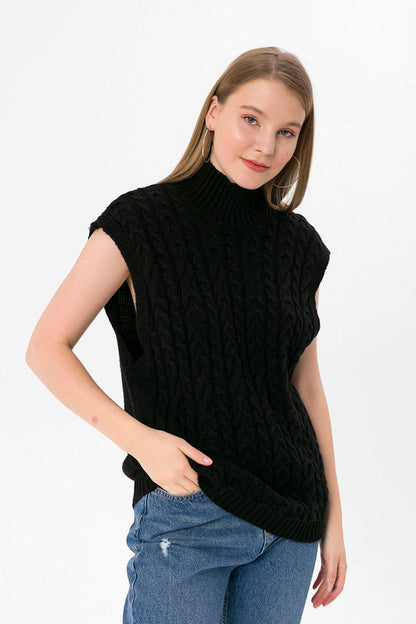 BTW - SLEEVELESS MOCK