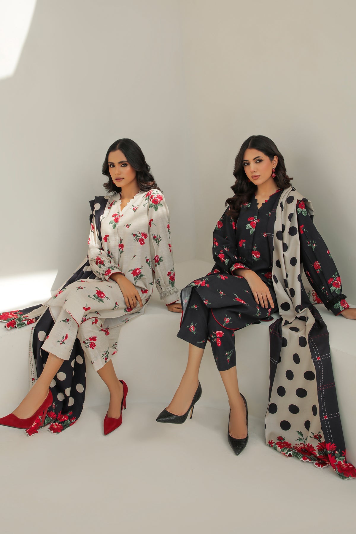 Baroque - DIGITAL PRINTED KHADDAR UF-263