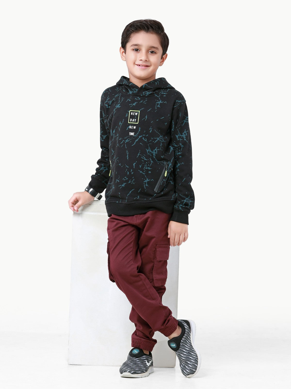 Edenrobe - Boy's Black Hoodie - EBTH22-014