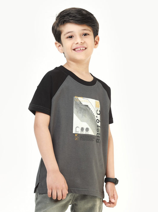 Edenrobe - Boy's Grey & Black T-Shirt - EBTTS22-030