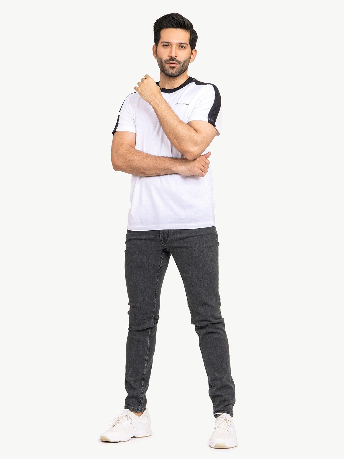 Edenrobe - Men's White & Black Graphic Tee - EMTGT21-008