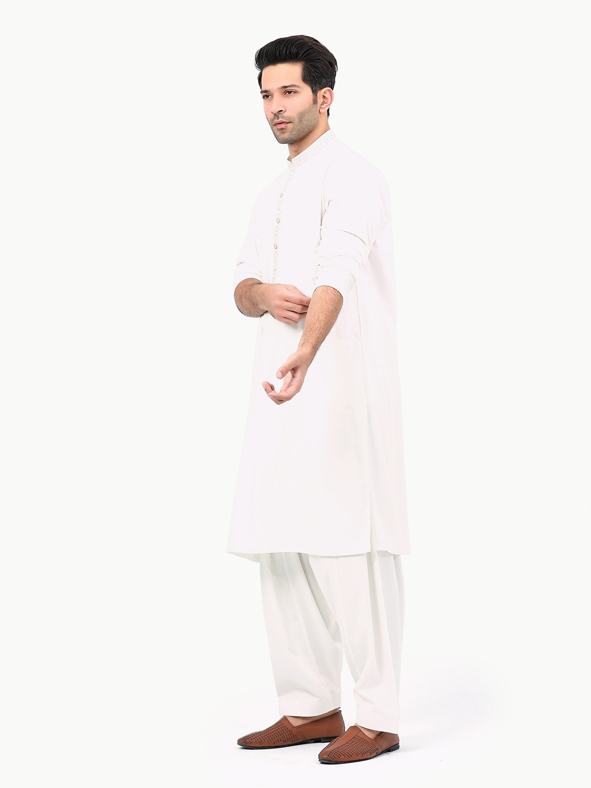 Edenrobe - Men's Off White Kurta Shalwar - EMTKS22S-40989
