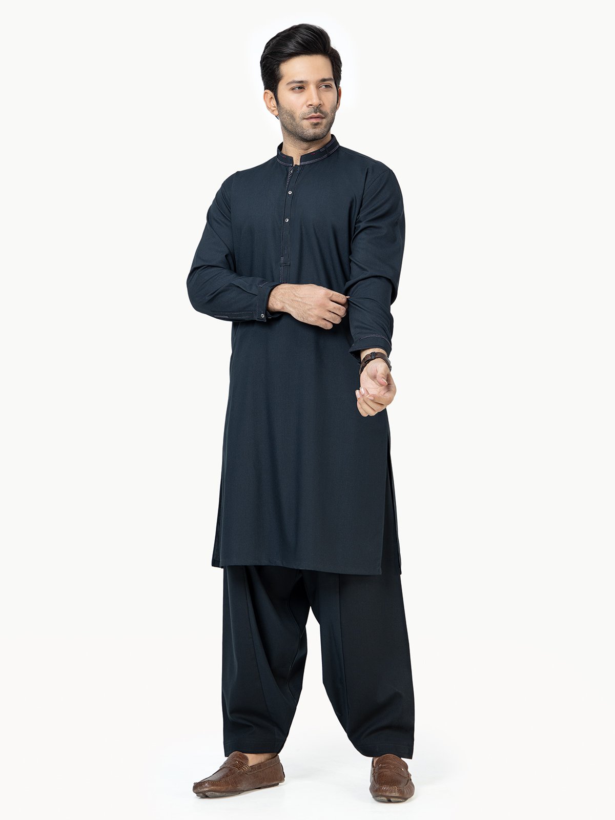 Edenrobe - Men's Black Swish Collection - EMTSW22S-99167