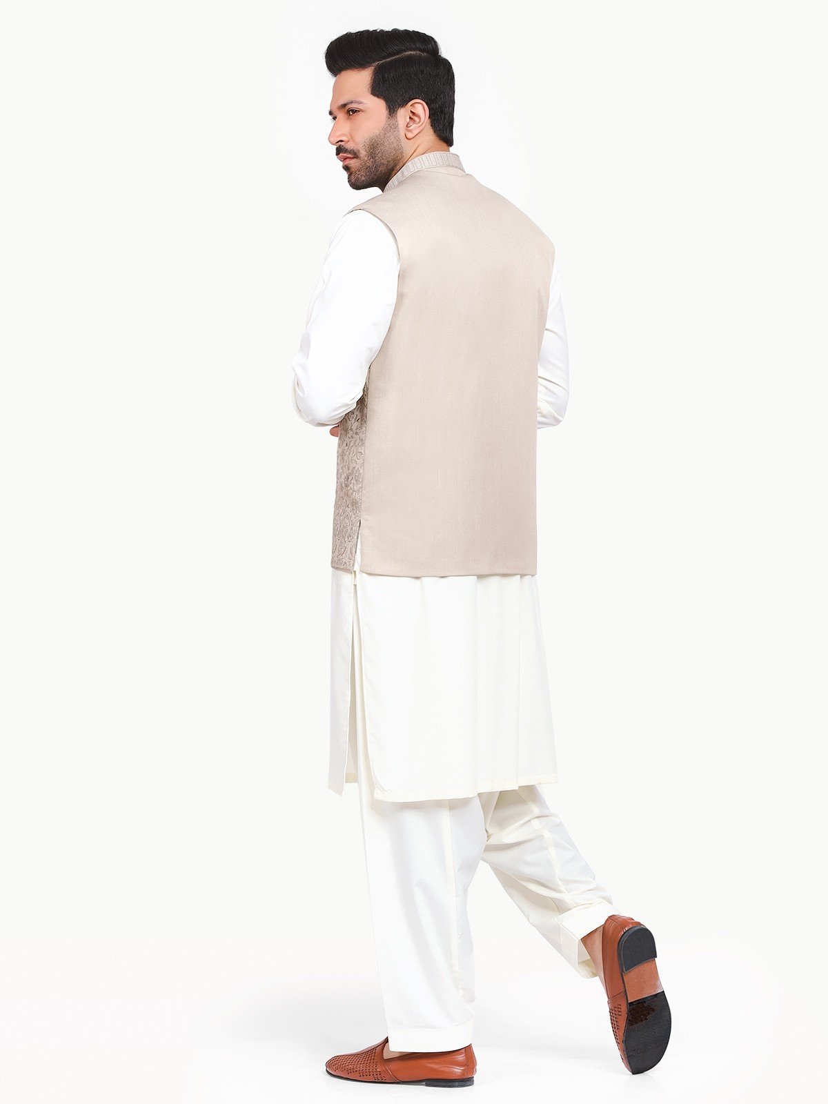 Edenrobe - Men's Light Fawn Waist Coat Ceremonial - EMTWCC22-113