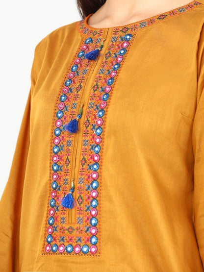 Edenrobe - Pret 2Pc Embroidered Lawn Shirt Trouser - EWTKE22-68131 (ST)