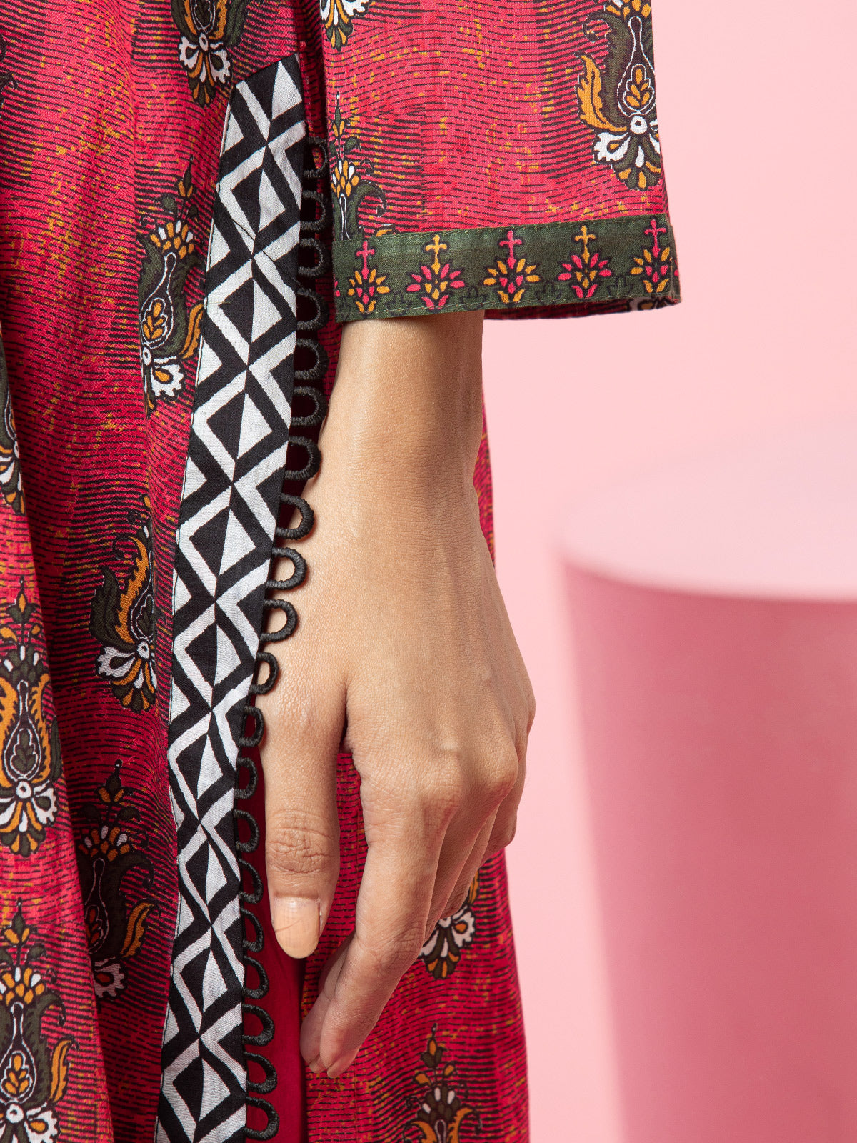 Edenrobe - EWU22A3-24240 Unstitched Maroon Printed Khaddar 3 Piece