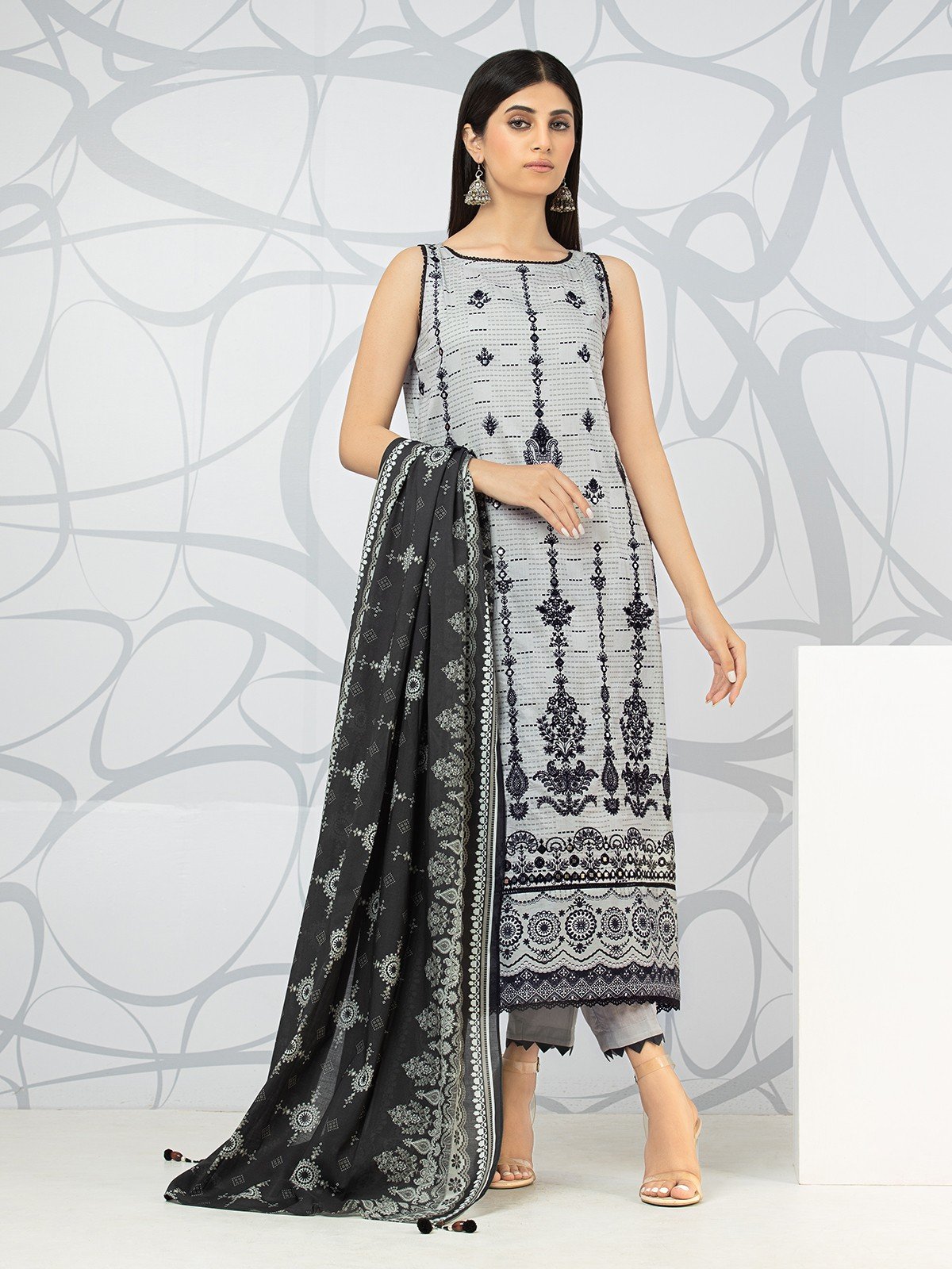 Edenrobe - EWU22V1-23706S Unstitched Grey Embroidered Lawn 1 Piece