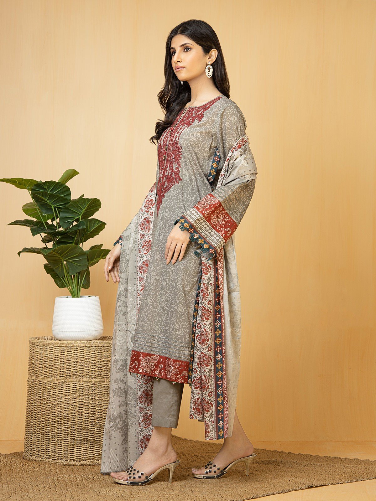 Edenrobe - EWU22V1-23712S Unstitched Grey Embroidered Lawn 1 Piece