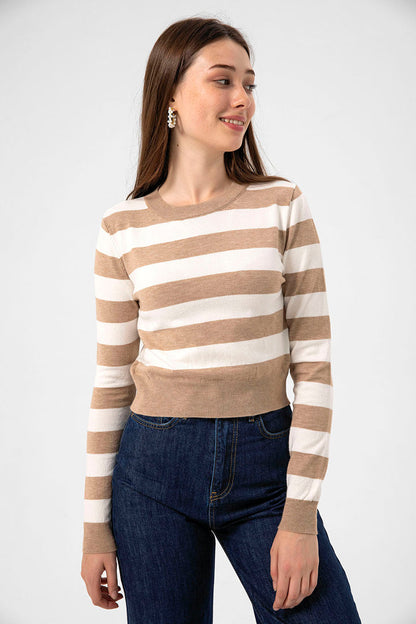 BTW - CROP SWEATER
