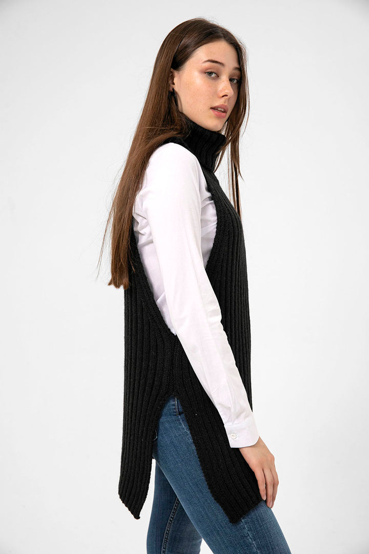 BTW - OVERSIZED TUTLE NECK