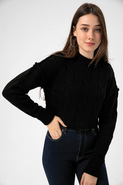 BTW - CABLE KNIT SWEATER