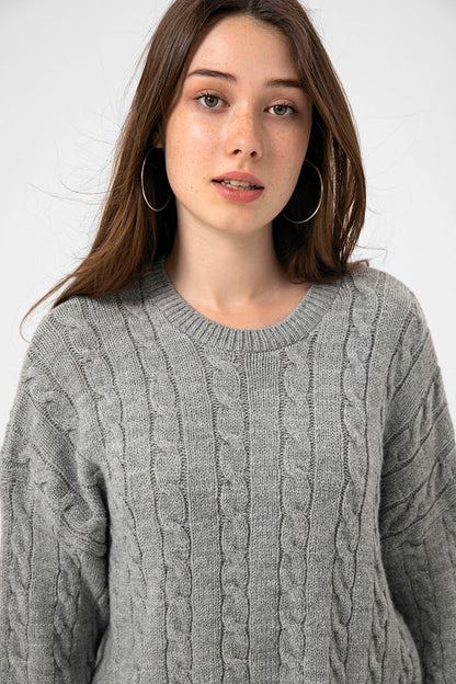 BTW - CABLE KNIT SWEATER