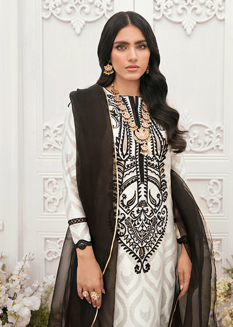 Mahum Asad - Gold Charisma