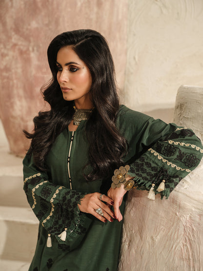 Edenrobe - Pret 2Pc Embroidered Khaddar Shirt Trouser - EWTKE23-69418ST