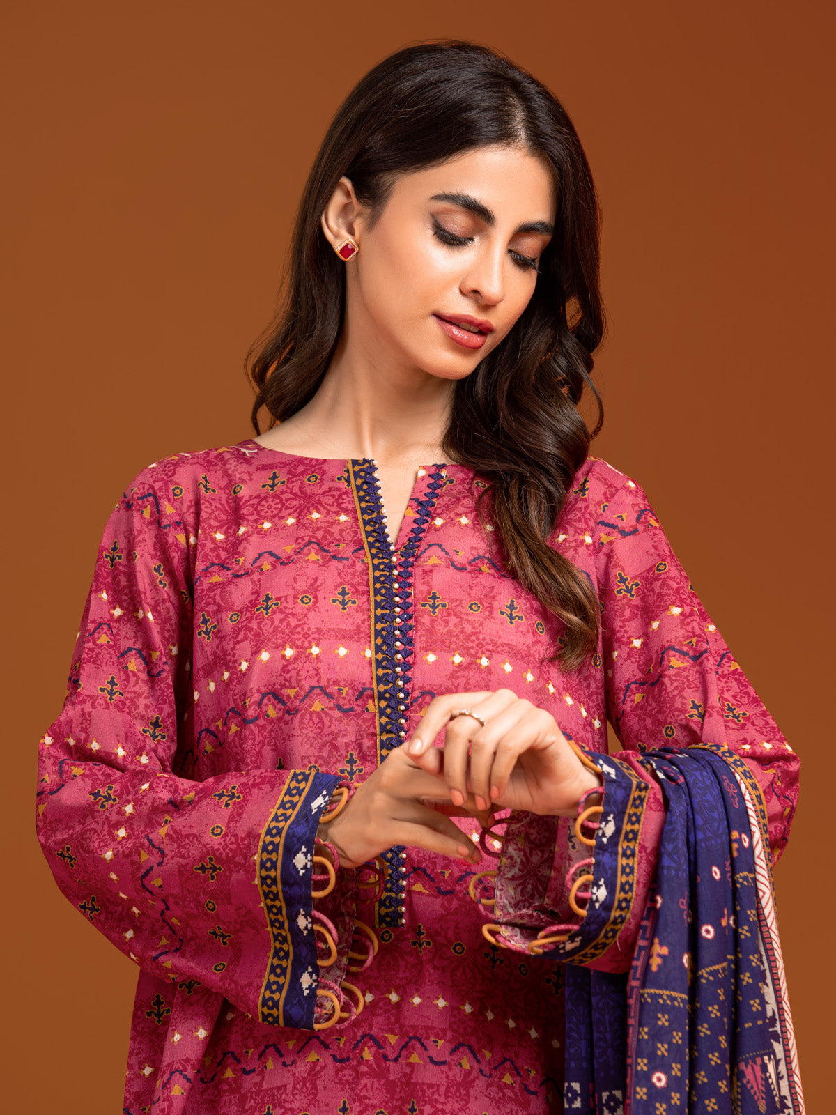 Edenrobe - EWU23A3-27138-3P Unstitched Pink Printed Khaddar 3 Piece ...