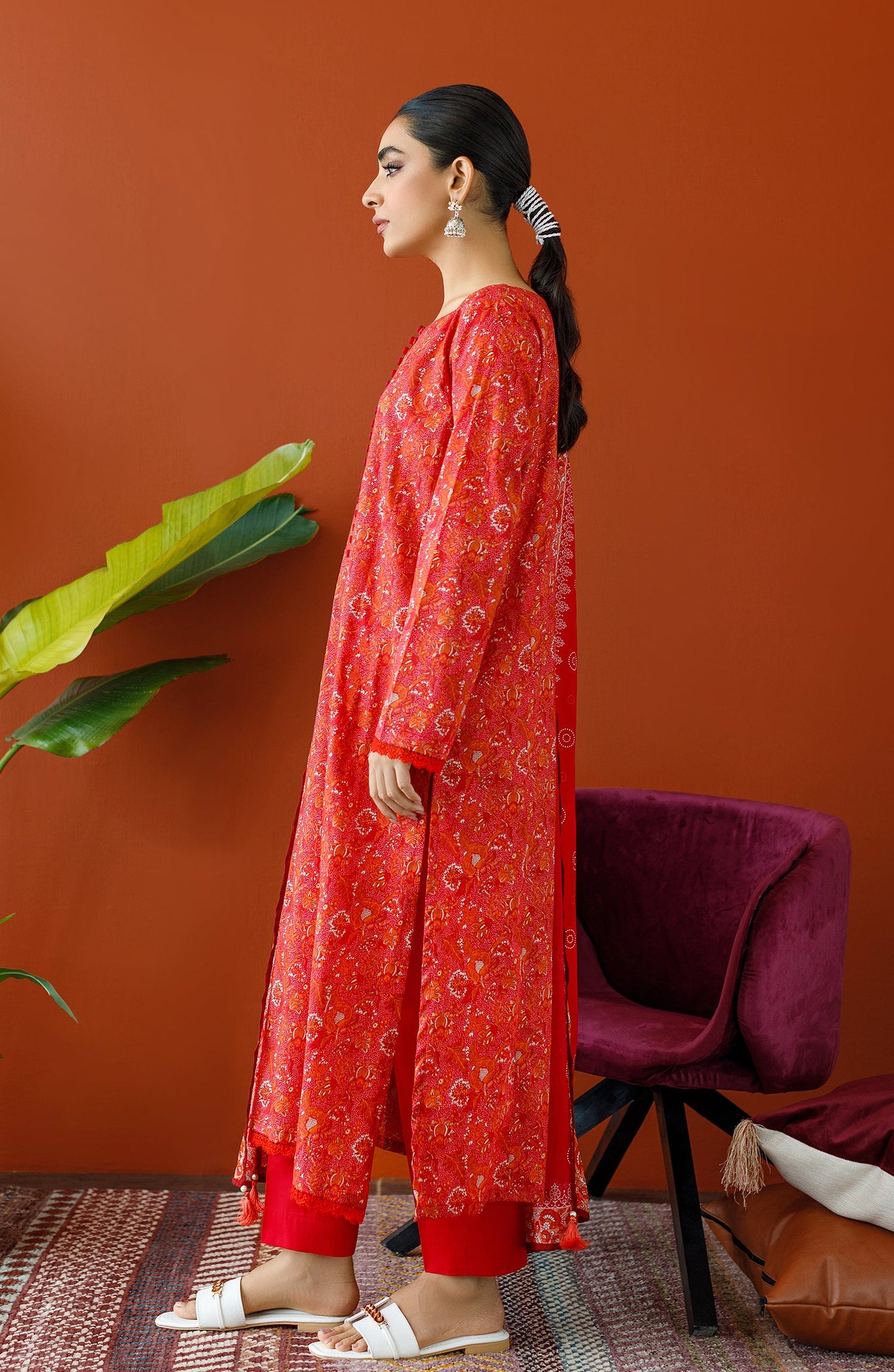 Orient - Unstitched 3 Piece Printed Cambric Shirt , Cambric Pant and Lawn Dupatta