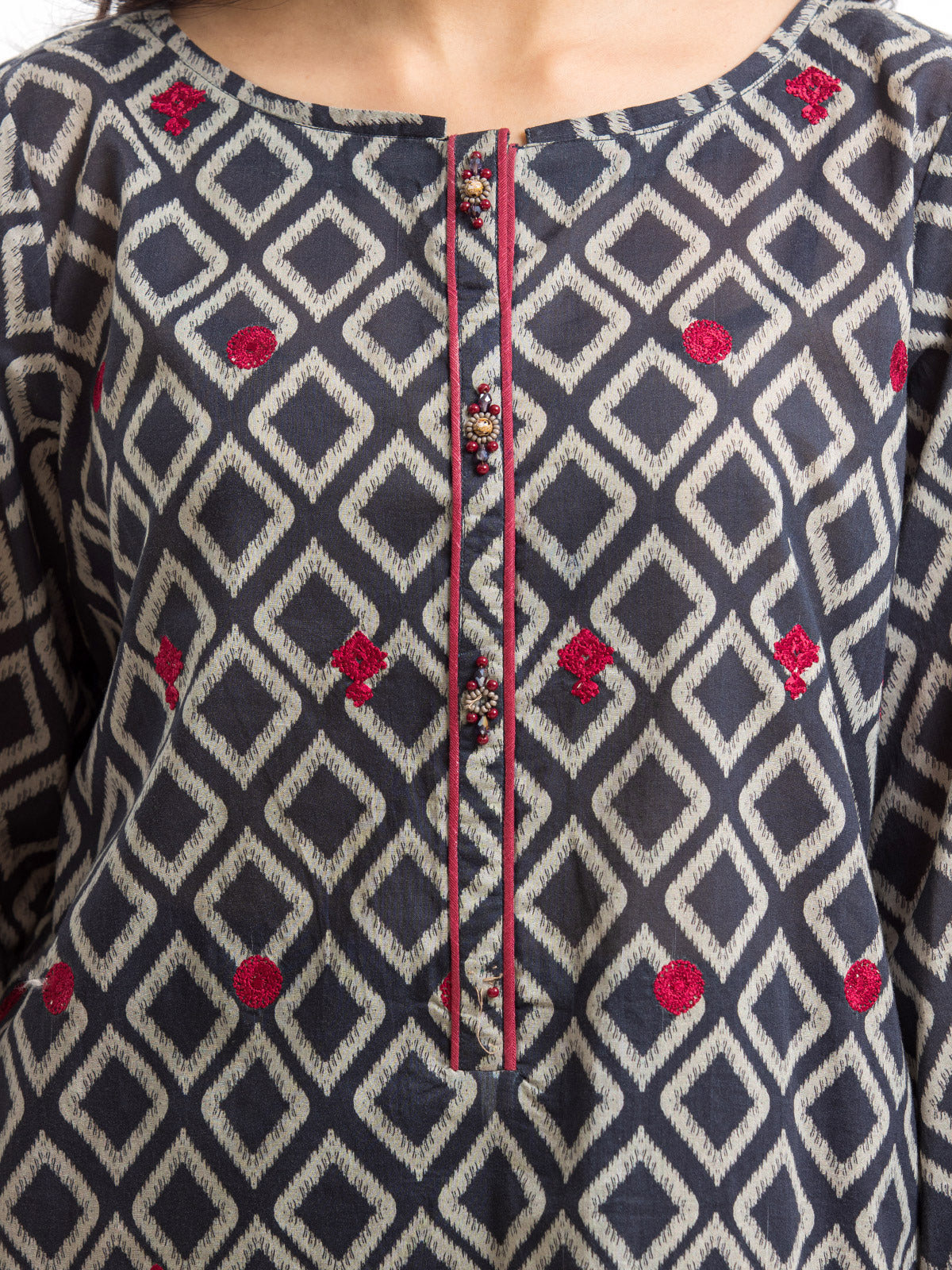 Edenrobe - Pret 3Pc Embroidered Cambric Suit - EWTKE23-68539-3P