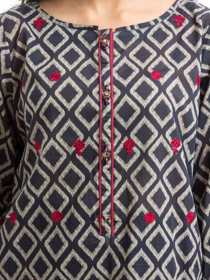 Edenrobe - Pret 3Pc Embroidered Cambric Suit - EWTKE23-68539-3P