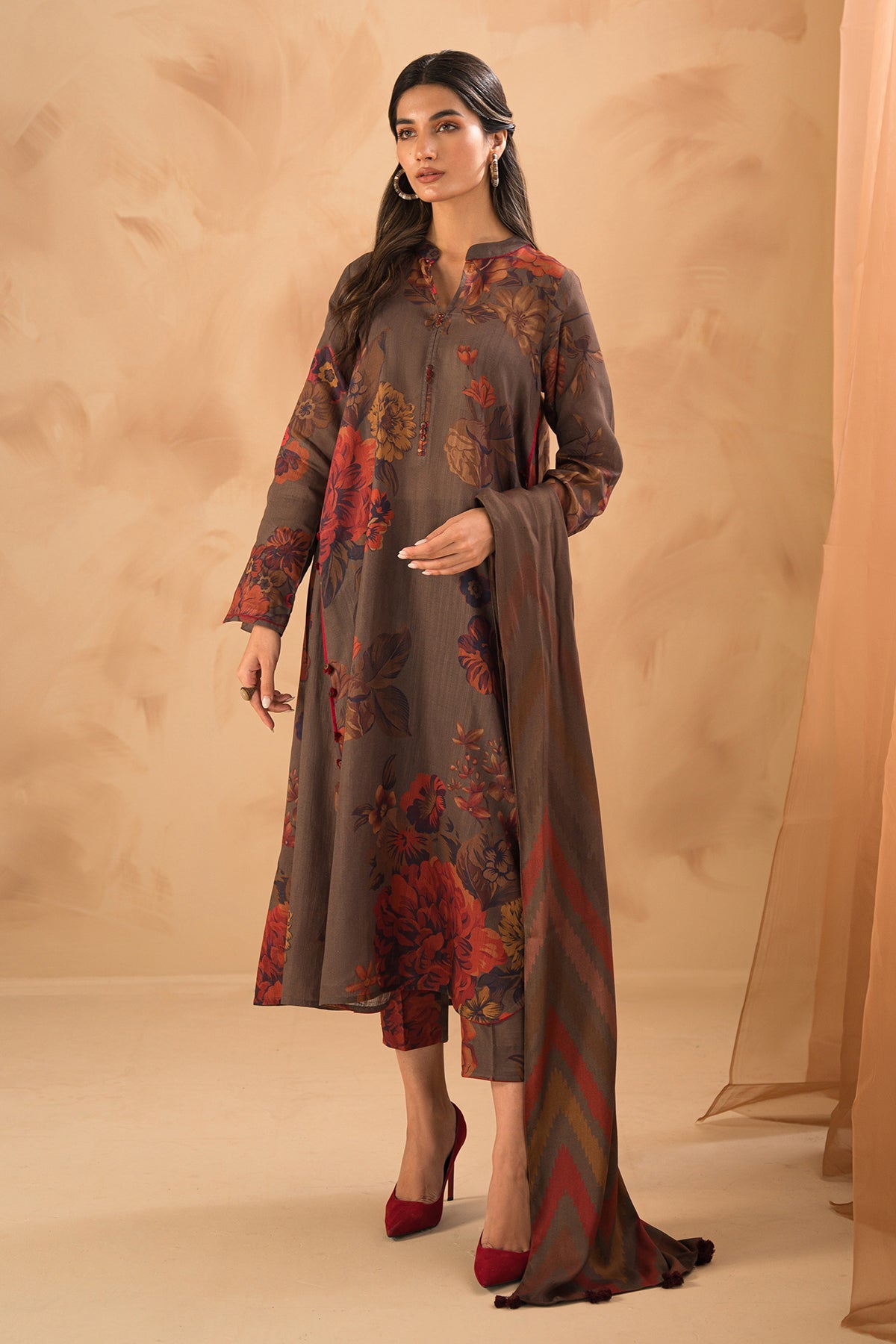 Baroque - DIGITAL PRINTED SLUB KHADDAR UF-473