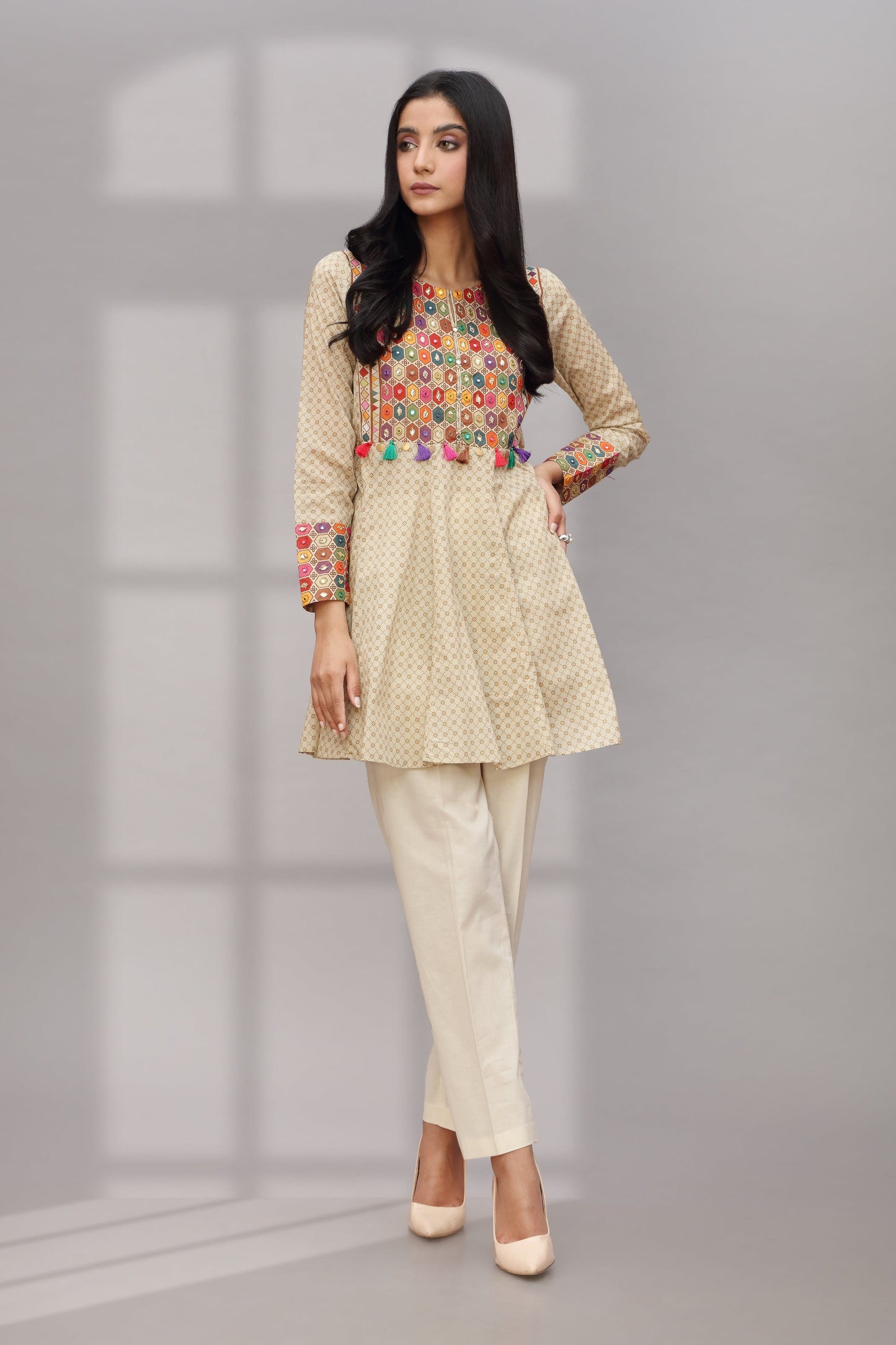 Chinyere - MULTI BLOOM (BB9046)