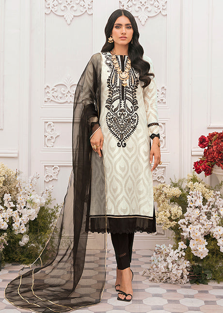Mahum Asad - Gold Charisma